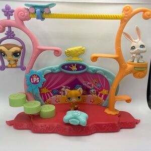 Littlest Pet Shop Circus Playset 🎪 w 3 Pets (Owl, Cat & Bunny